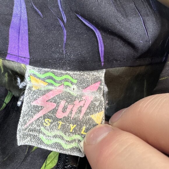 Surf Style Neon Abstract Lightning Print Half Zip Windbreaker One Size Retro 90s - Picture 5 of 6